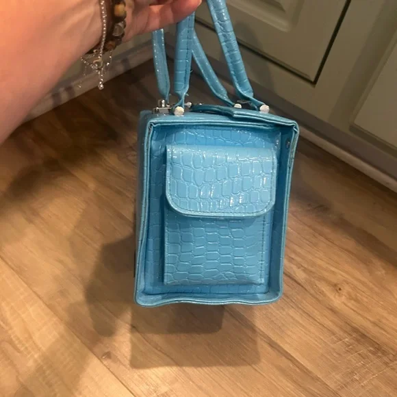 tru brand aqua blue Crocodile-Embossed style Women's box bag - Picture 12 of 14